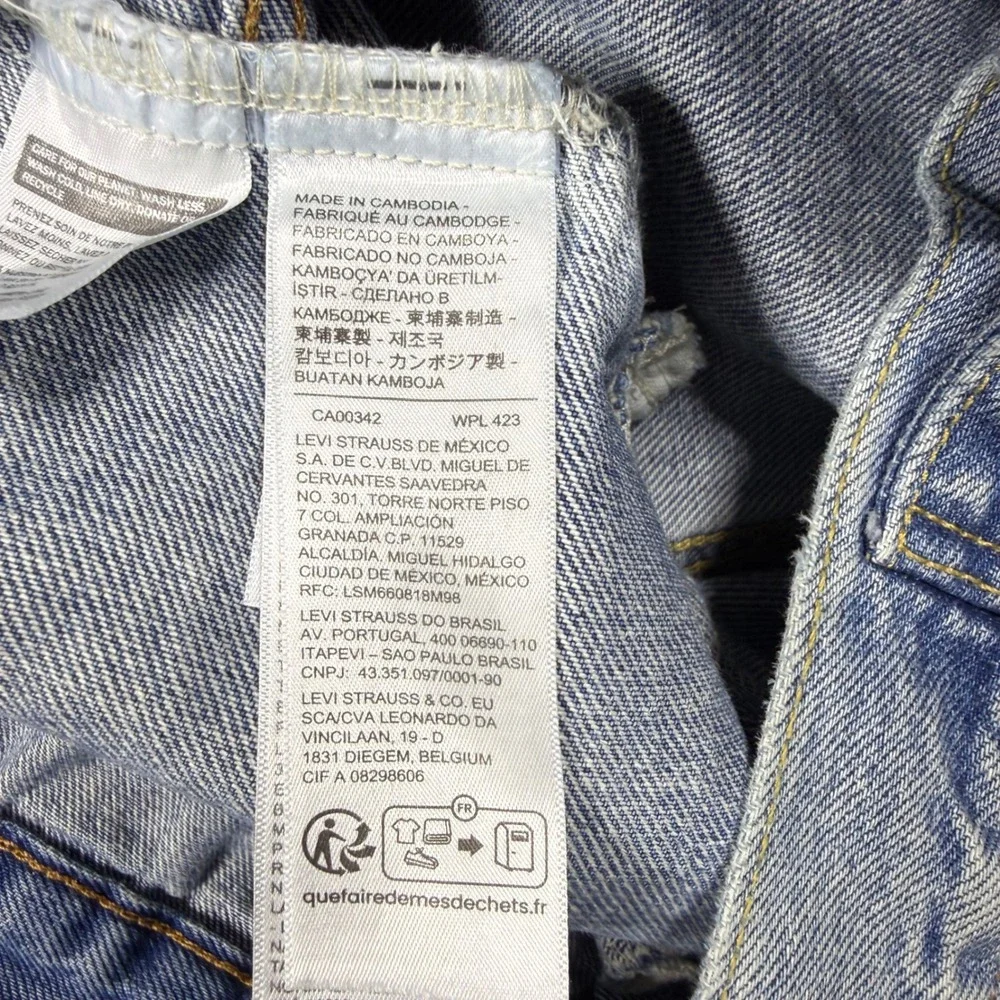 Levis Mens Denim Trucker Vest Light Wash Blue Be Free Cross Patch Large